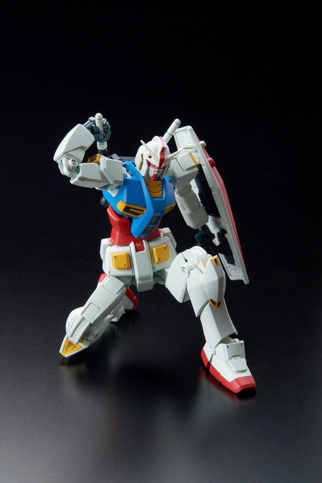 ガンダム をもし本当に作るとしたら 工業デザイン視点 で設計されたガンプラ Hg 1 144 ガンダムg40 アニメ アニメ