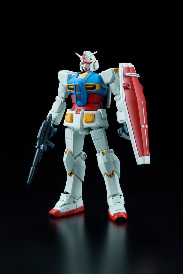 「HG 1/144 ガンダムG40（Industrial Design Ver.) 」価格：3,300円・税10%込／3,000円・税別 （C）創通・サンライズ