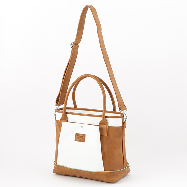 「青葉城西高校 モデル トートバッグ」13,800円（税別）（C）古舘春一／集英社・「ハイキュー!!」製作委員会・ＭＢＳ