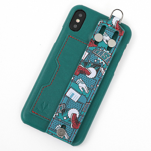 「緑谷出久モデルスマートフォンケース」5,300円（税別）（C）堀越耕平／集英社・僕のヒーローアカデミア製作委員会