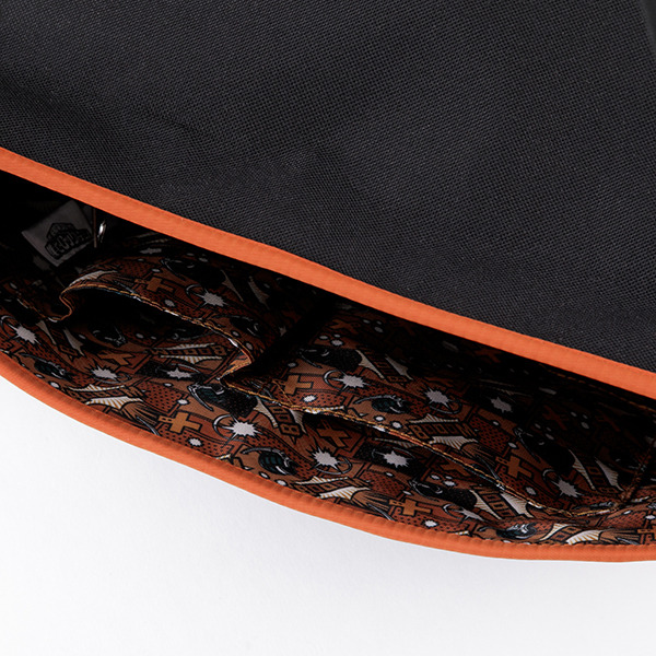 「爆豪勝己モデルショルダーバッグ 」10,800円（税別）（C）堀越耕平／集英社・僕のヒーローアカデミア製作委員会