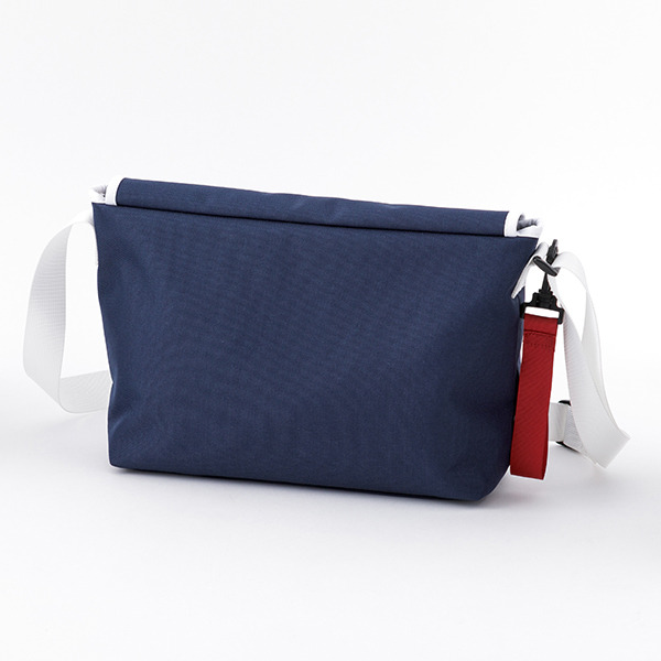 「轟焦凍モデルショルダーバッグ 」10,800円（税別）（C）堀越耕平／集英社・僕のヒーローアカデミア製作委員会