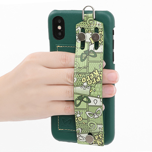 「蛙吹梅雨モデルスマートフォンケース」5,300円（税別）（C）堀越耕平／集英社・僕のヒーローアカデミア製作委員会