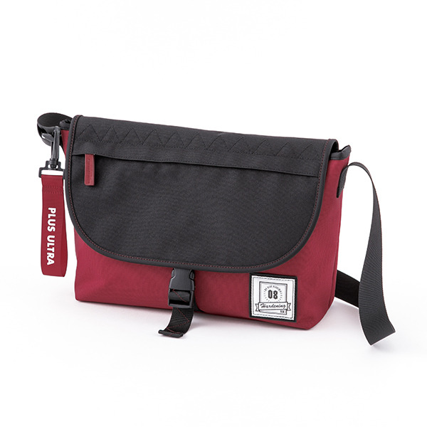 「切島鋭児郎モデルショルダーバッグ 」10,800円（税別）（C）堀越耕平／集英社・僕のヒーローアカデミア製作委員会