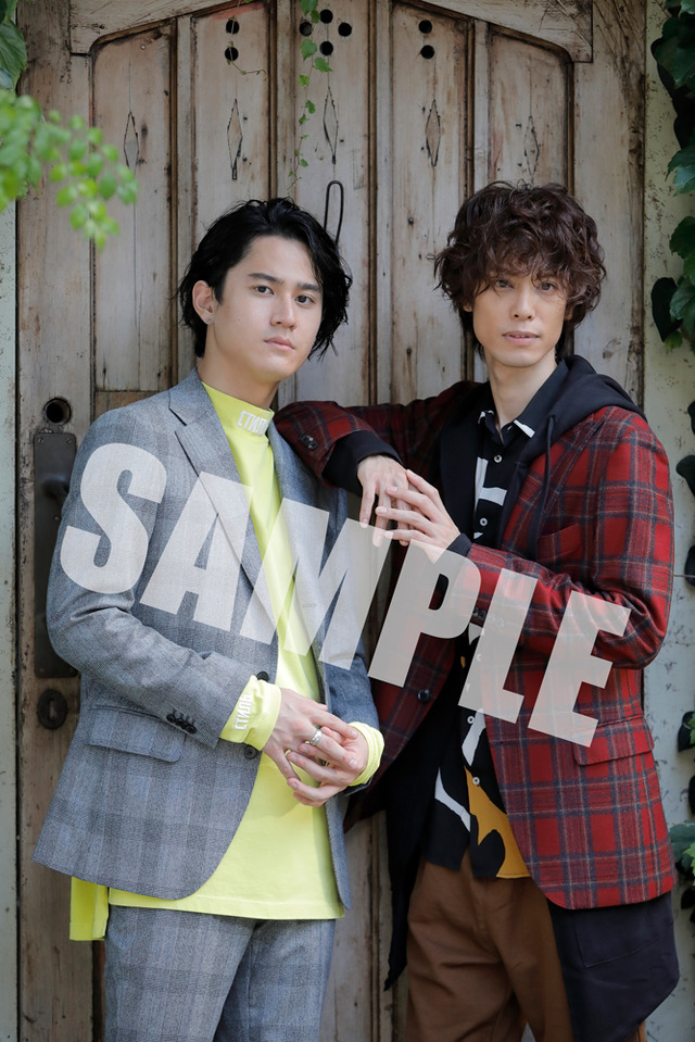 『声優コレクション ～ふたりのコーデSHOW～』Amazon：L判ブロマイド（C） 2019声優コレクション製作委員会