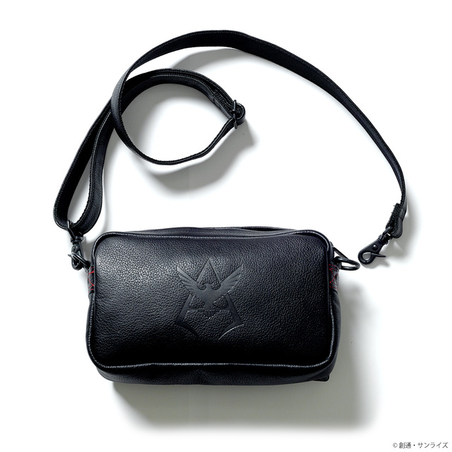 STRICT-G×PORTER レザーショルダーバッグ　赤い彗星モデル 35,200円(税込)（C）創通・サンライズ