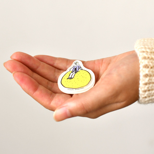 「アクリルブローチ」山姥切国広 850円(C) 2015-2018 DMM GAMES/Nitroplus