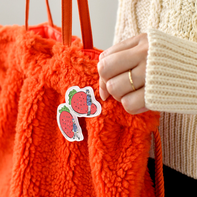 「アクリルブローチ」平野藤四郎・前田藤四郎 各850円(C) 2015-2018 DMM GAMES/Nitroplus