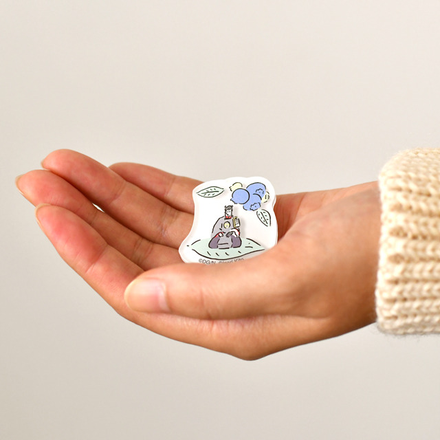 「アクリルブローチ」太郎太刀 850円(C) 2015-2018 DMM GAMES/Nitroplus