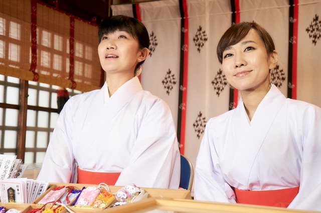 ドラマ『劇団スフィア』第3話「血塗られたブラジャー」第一幕（C）2019「劇団スフィア」製作委員会