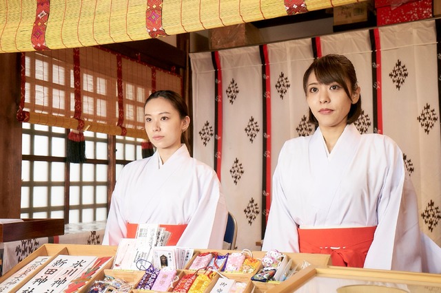 ドラマ『劇団スフィア』第3話「血塗られたブラジャー」第一幕（C）2019「劇団スフィア」製作委員会