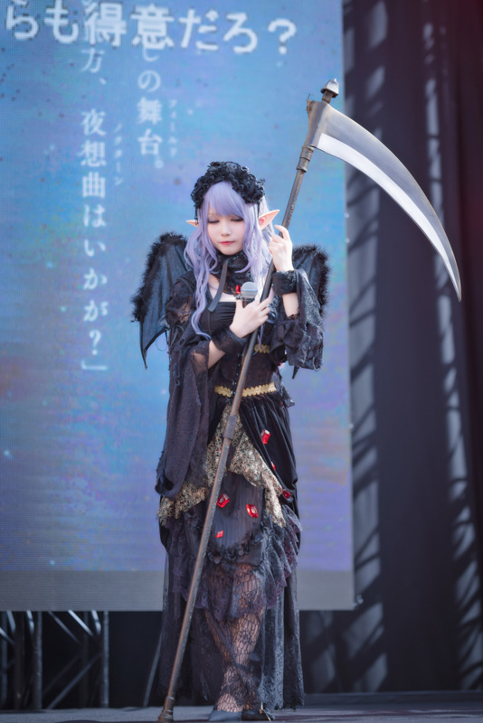 宇垣美里、銀髪人狼コスで魅了！ 人気レイヤーゆう＆シスルと語る、メイクのポイントは？【写真35枚】