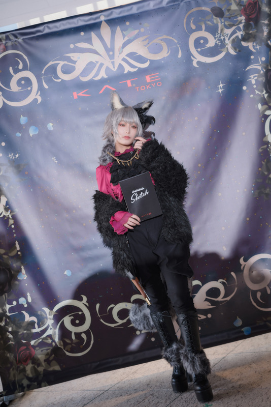 宇垣美里、銀髪人狼コスで魅了！ 人気レイヤーゆう＆シスルと語る、メイクのポイントは？【写真35枚】