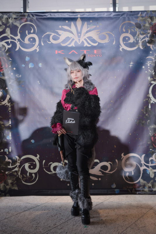 宇垣美里、銀髪人狼コスで魅了！ 人気レイヤーゆう＆シスルと語る、メイクのポイントは？【写真35枚】