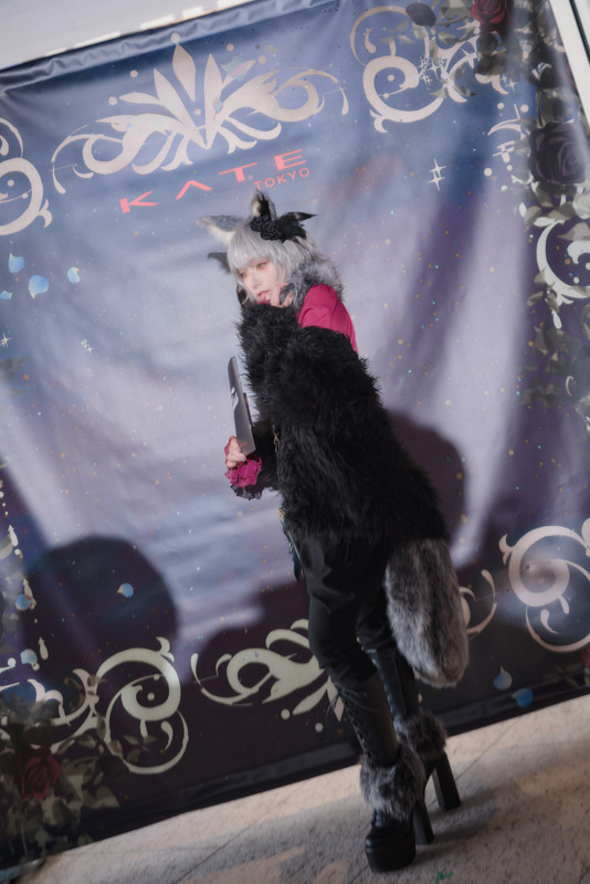 宇垣美里、銀髪人狼コスで魅了！ 人気レイヤーゆう＆シスルと語る、メイクのポイントは？【写真35枚】