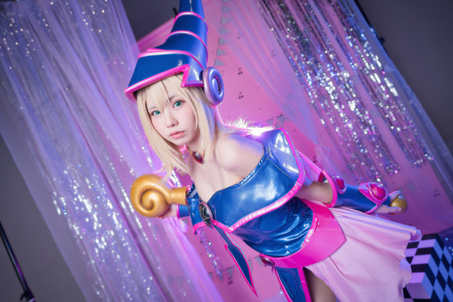 【コスプレ】えなこ、ブラマジガールのコスプレ披露！ 主催イベントに宮本彩希ら人気レイヤー7人集結【写真103枚】
