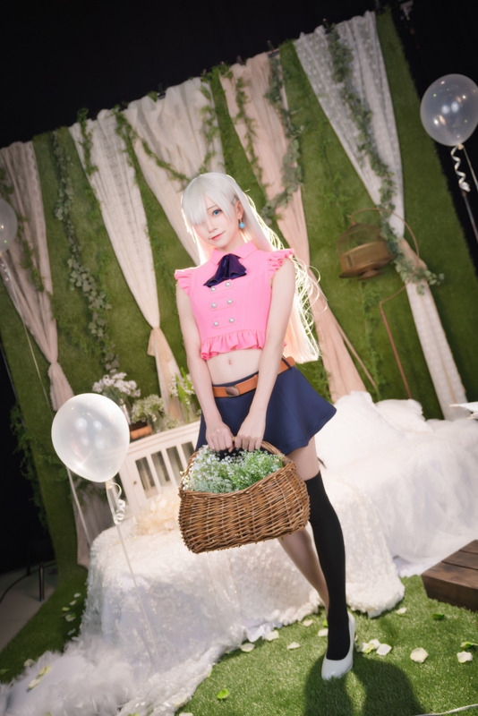 【コスプレ】えなこ、ブラマジガールのコスプレ披露！ 主催イベントに宮本彩希ら人気レイヤー7人集結【写真103枚】