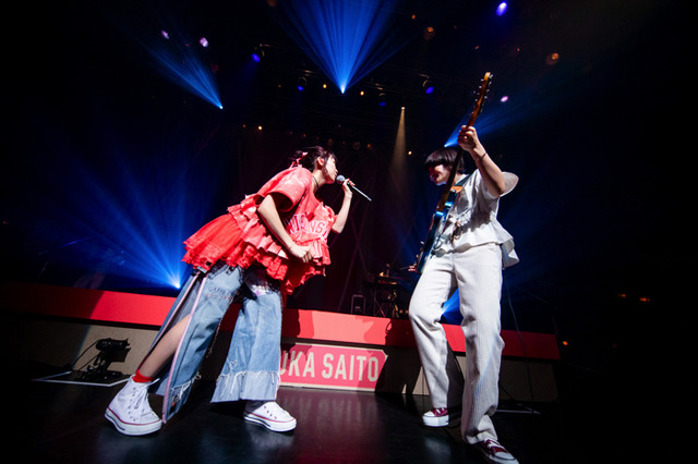 「ワンマンライブ朱演2019『くつひもの結び方』」撮影：Viola Kam（V’z Twinkle）