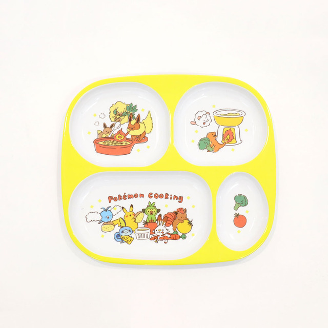 「４つ仕切りランチプレート」300円（税抜）（C）2019 Pokemon.（C）1995-2019 Nintendo/Creatures Inc.