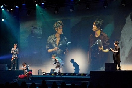 宮野真守、梶裕貴　(C)河森正治・サテライト／ALC／GP