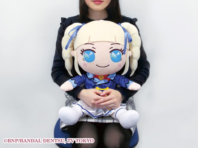 「PCクッション アイカツ！ユリカちゃん」6,380円（税込／送料・手数料別途）（C）BNP/BANDAI, DENTSU, TV TOKYO