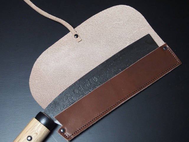 「ゆるキャン△×味方屋作　リンちゃんのナタ」15,500円（税抜）（C） あfろ・芳文社／野外活動委員会