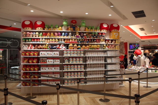 ニンテンドーグッズの楽園はここだ！日本国内初の任天堂直営オフィシャルストア「Nintendo TOKYO」レポート