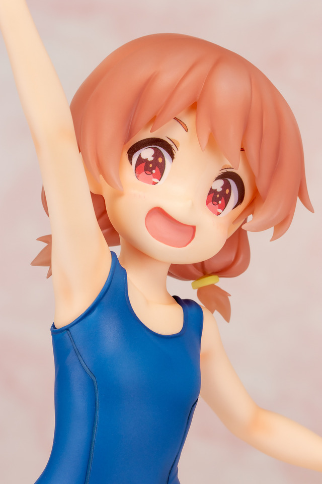 「私に天使が舞い降りた！『星野ひなた』スクール水着ver.塗装済み完成品フィギュア」11,000円（税抜）（C）椋木ななつ・一迅社／わたてん製作委員会