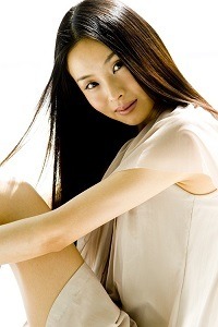 しいな えいひさん