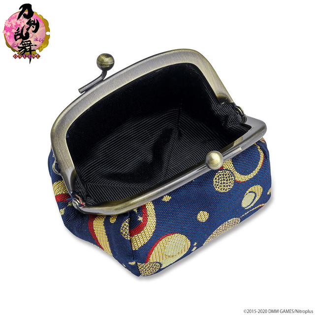 「刀剣乱舞-ONLINE-　がま口」三日月宗近　7,150円（税込）(C) 2015-2020 DMM GAMES/Nitroplus