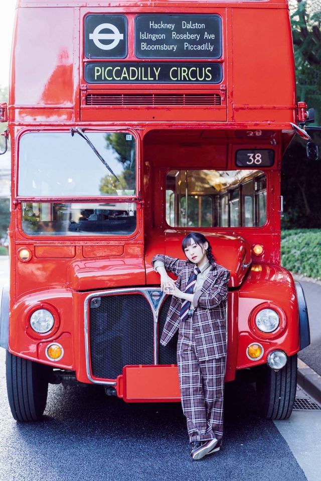 「南條愛乃 2020 CALENDAR ＆ PHOTOBOOK」先行カット　3,636円（税別）Photo by 加藤アラタ