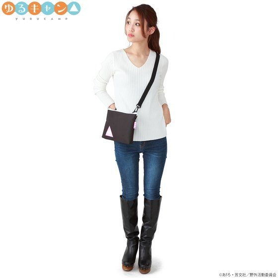 ゆるキャン△サコッシュ3,520円（税込）（C）あfろ・芳文社／野外活動サークル