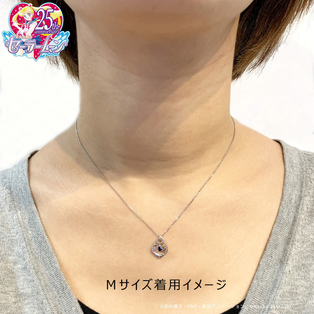 [MATERIAL CROWNコラボ]美少女戦士セーラームーン ダーク・キングダム イメージネックレスK18　66,000円（税込）（C）Naoko Takeuchi（C）武内直子・PNP・東映アニメーション