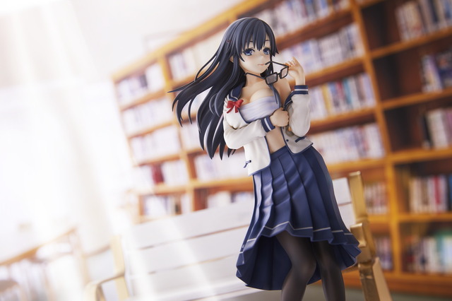 「三色院 董子1/7スケールフィギュア」14,500円（税込）（C）2018 駱駝／KADOKAWA／「俺好き」製作委員会