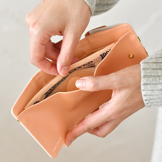 「ミニウォレット」陸奥守吉行とミカン 3,500円（税抜）(C) 2015-2018 DMM GAMES/Nitroplus