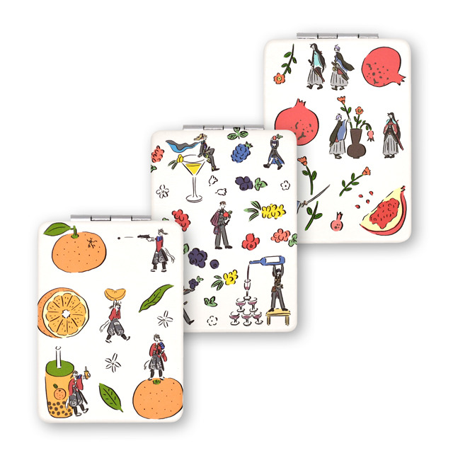 「コンパクトミラー」陸奥守吉行とミカン、長船派とミックスベリー、和泉守兼定・歌仙兼定とザクロ 各1,500円（税抜）(C) 2015-2018 DMM GAMES/Nitroplus