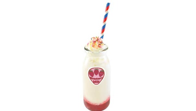 「Gintama Diner」銀さんのストロベリー☆ミルク（600円）（C）空知英秋／集英社・テレビ東京・電通・BNP・アニプレックス