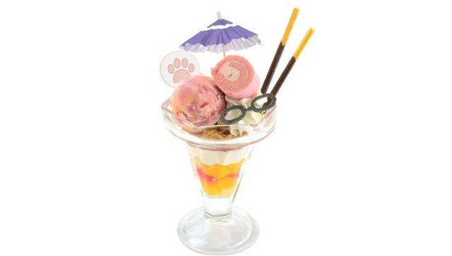 「Gintama Diner」万事屋銀ちゃんのごちゃまぜ☆パフェ（850円）（C）空知英秋／集英社・テレビ東京・電通・BNP・アニプレックス