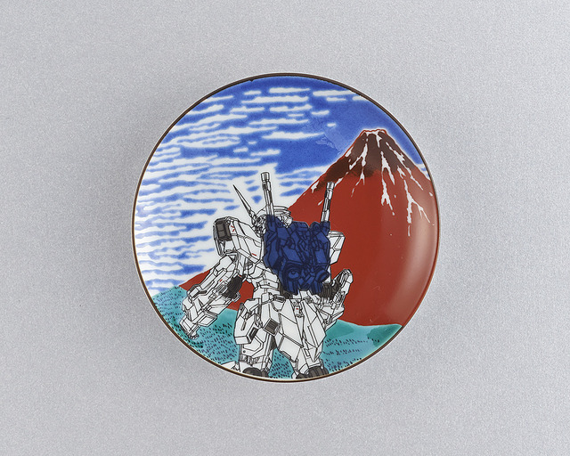 「九谷焼 ガンダム、ユニコーンガンダム 豆皿5枚セット」6,050円（税込／送料・手数料別途）（C）創通・サンライズ