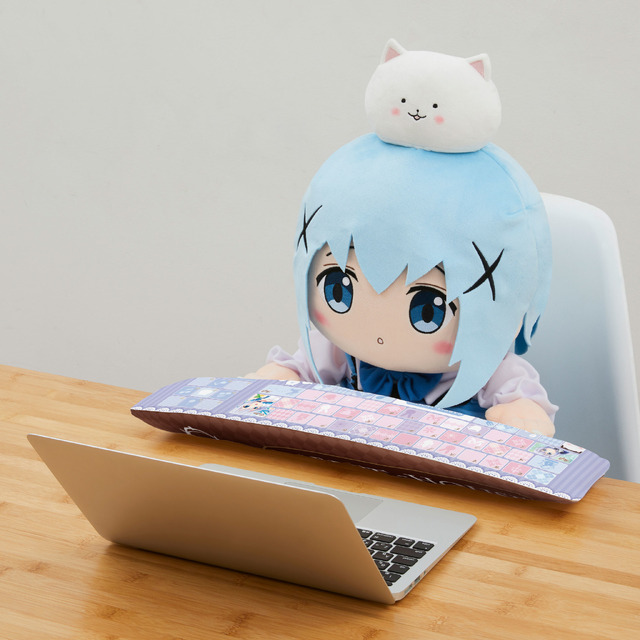 「PCクッション ご注文はうさぎですか？？ チノ」6,380円（税込）（C）Koi・芳文社／ご注文は製作委員会ですか？？