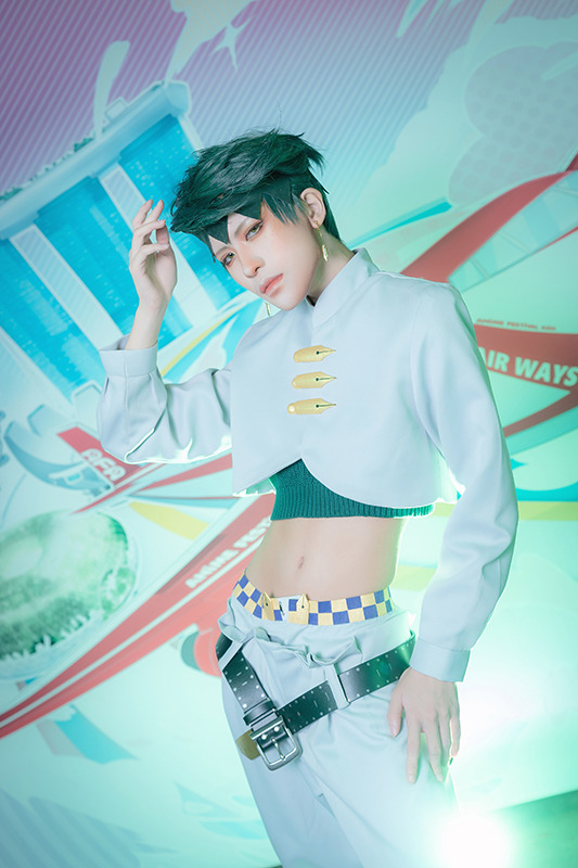 【コスプレ】「ジョジョ」岸辺露伴が参上！ マレーシアの男装レイヤー・八犬が超イケメン【写真21枚】