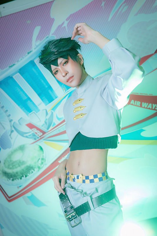 【コスプレ】「ジョジョ」岸辺露伴が参上！ マレーシアの男装レイヤー・八犬が超イケメン【写真21枚】