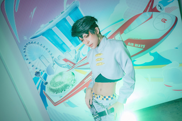 【コスプレ】「ジョジョ」岸辺露伴が参上！ マレーシアの男装レイヤー・八犬が超イケメン【写真21枚】