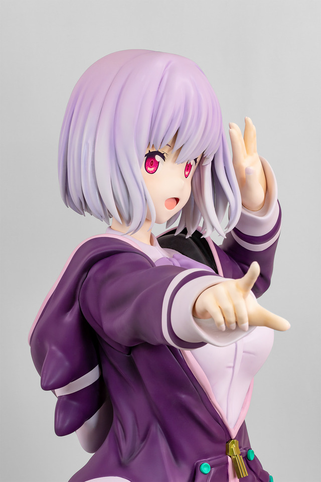 「ヒューマンスケールフィギュア SSSS.GRIDMAN『新条アカネ』塗装済み完成品」1,628,000円（税込）（C）円谷プロ （C）2018 TRIGGER・雨宮哲／「GRIDMAN」製作委員会