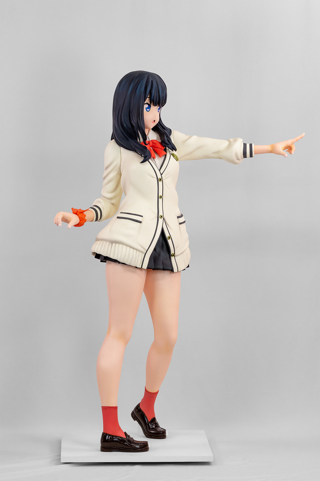 「ヒューマンスケールフィギュア SSSS.GRIDMAN『宝多六花』塗装済み完成品」1,628,000円（税込）（C）円谷プロ （C）2018 TRIGGER・雨宮哲／「GRIDMAN」製作委員会