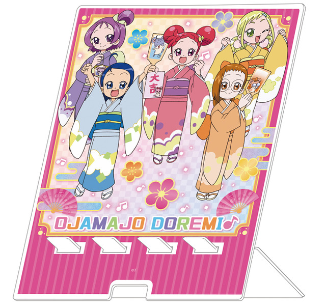 「おジャ魔女どれみ MAHO堂のお正月～ハッピーラッキーみんなにとーどけ！～」デカスマホスタンド・2,800円（税抜）（C）東映アニメーション