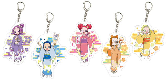 「おジャ魔女どれみ MAHO堂のお正月～ハッピーラッキーみんなにとーどけ！～」アクリルキーホルダー5種・各818円（税抜）（C）東映アニメーション