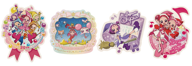 「おジャ魔女どれみ MAHO堂のお正月～ハッピーラッキーみんなにとーどけ！～」トラベルステッカー4種・各350円（税抜）（C）東映アニメーション