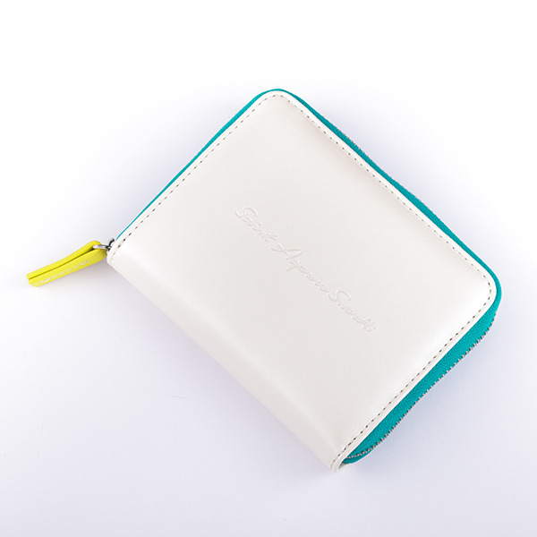 『ラブライブ！サンシャイン!!』コラボレーション財布　「Awaken the power」モデル　6,000円（税別）（C）プロジェクトラブライブ！サンシャイン!!