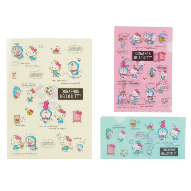 「DORAEMON HELLO KITTY」クリアファイルセット｜605円（C）Fujiko-Pro （C）’76, ’19 SANRIO . 著作（株）サンリオ